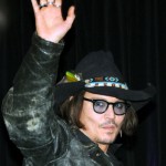 Johnny Depp alla conferenza stampa per il suo ultimo film "Dark Shadows"