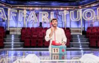 Stefano De Martino parte bene ad Affari Tuoi e saluta Amadeus